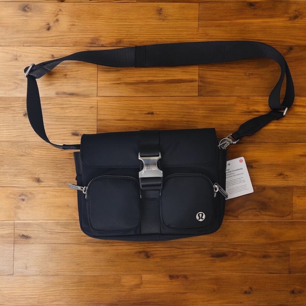 lululemon athletica Black Messenger Bag 3 L